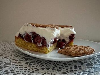 Spekulatius-Gluehwein-Schnitten