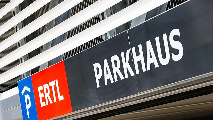 Ganz neu, ganz modern - das Ertl-Parkhaus Foto: Matthias Hoch