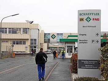 Die Firma Schaeffler ist der größte Arbeitgeber im Landkreis. Nimmt man die Stadt Erlangen mit dazu, dann arbeiten nur bei Siemens mehr Menschen. Foto: Andreas Dorsch