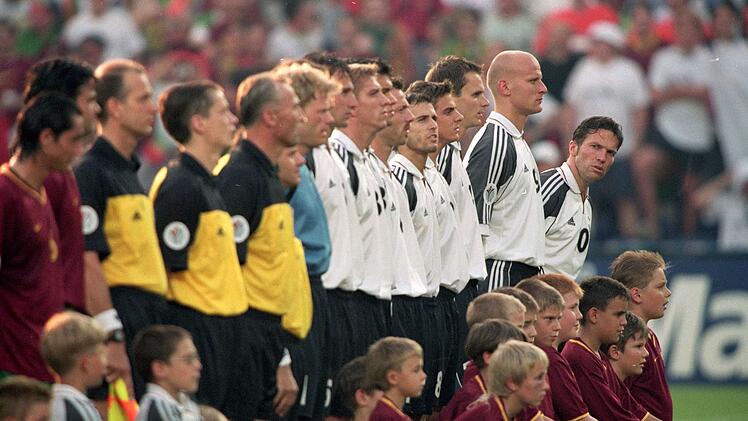 Gemeinsam mit Wolff-Christoph Fuss kommentiert Matth&auml;us das Topspiel am Samstagabend.