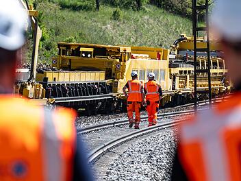 Bahn: Komplettsperrung zwischen N&uuml;rnberg und Regensburg verl&auml;ngert