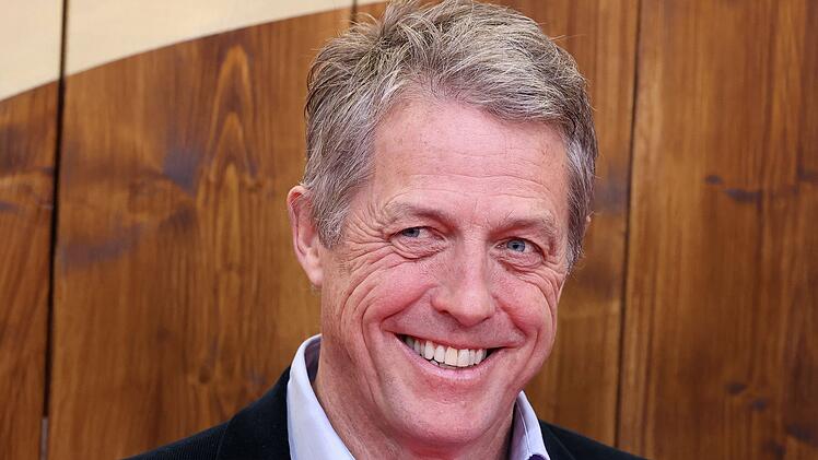 Hugh Grant war lange "&uuml;berzeugter Atheist". Mittlerweile findet er in seiner franz&ouml;sischen Heimat in einer kleinen Dorfkirche Ruhe.