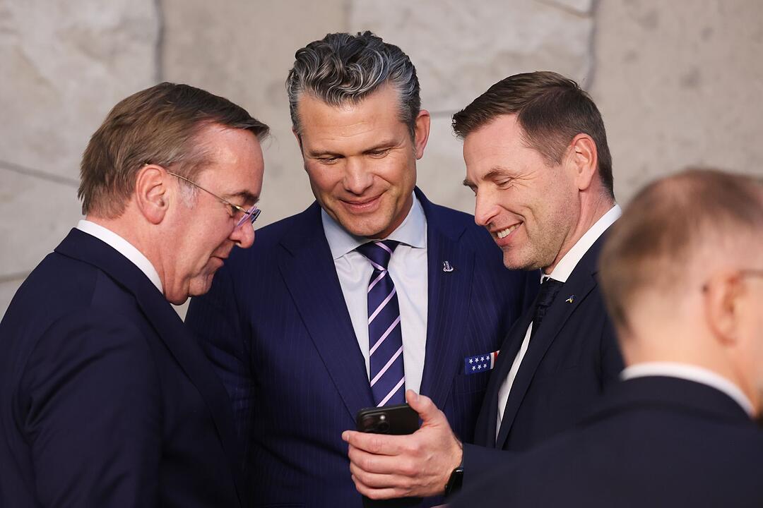 Nato-Verteidigungsministertreffen in Brüssel