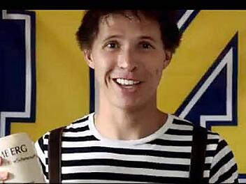 Der Mann, den es nicht gibt: "Kelby Darnell"  Foto: Screenshot FB