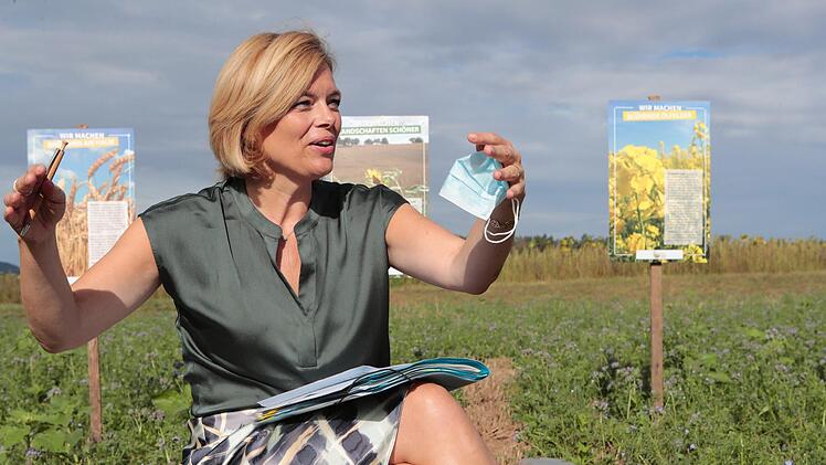 Landwirtschafts- und Ernährungsministerin Julia Klöckner besuchte am Donnerstag den Landkreis Kulmbach. Foto: Matthias Hoch