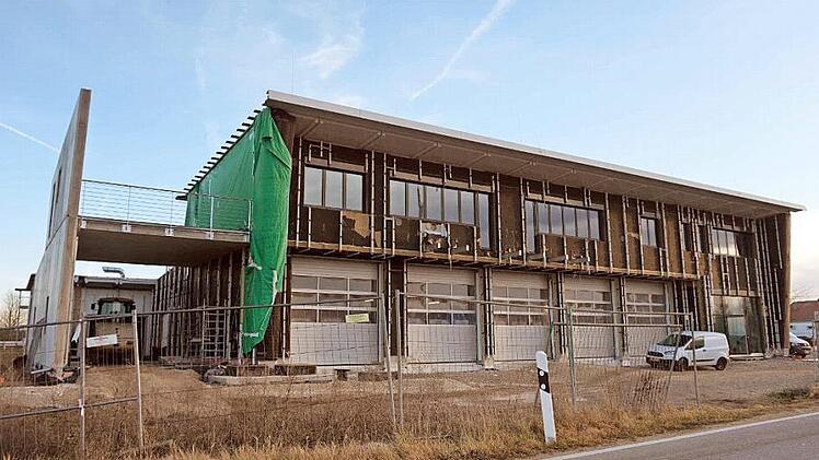 Der Innenausbau des Feuerwehrgerätehauses befindet sich auf der Zielgeraden. Foto: Richard Sänger