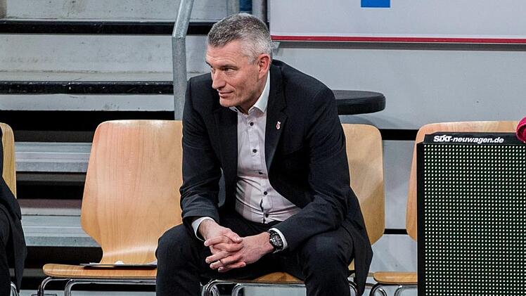 Glück- und erfolglos: Leo De Rycke muss nach nur 56 Wochen im Amt des Sportdirektors bei Brose Bamberg schon wieder seinen Stuhl räumen. Foto: Daniel Löb