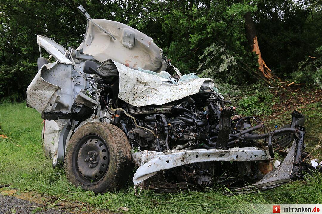 Schwerer Unfall auf A3 zwischen Geiselwind und Schlüsselfeld