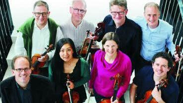 Konzert Nummer eins dieser Spielzeit ist die Jubiläumsgala am 19. Oktober, ab 11 Uhr. Mitwirkende sind Achim Melzer, Matthias Krug und sechs Musikerkollegen.