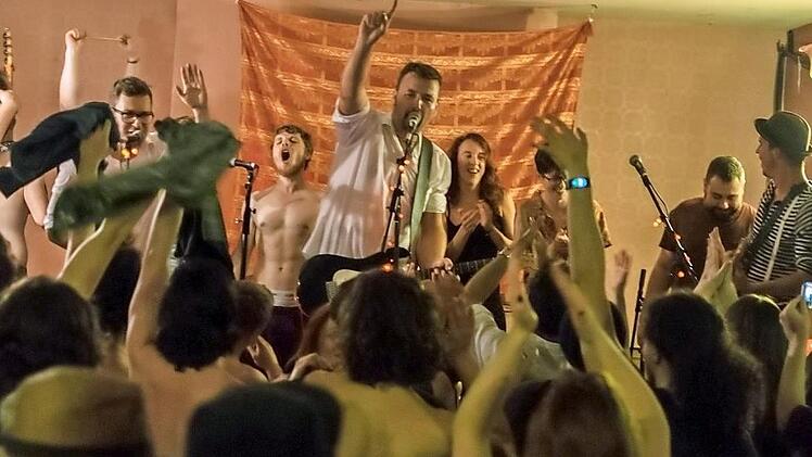 Ragin' Diarrhea: Die Band um "Smiley" Sch&ouml;nfelder wird heuer vollj&auml;hrig.  Foto: MIH