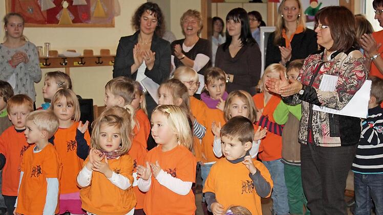 Die Kinder freuten sich über den vielen Besuch.