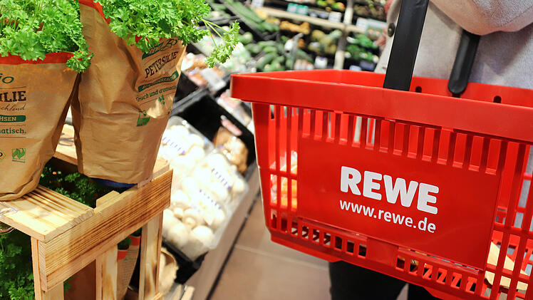 Standort hat historische Bedeutung: Neuer Rewe in Landkreis Erlangen-Höchstadt eröffnet