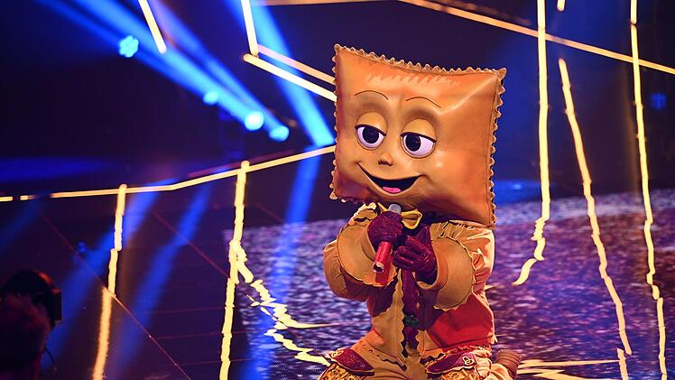 Im Kost&uuml;m d&uuml;rfte aber wohl nicht Dieter Bohlen stecken, daf&uuml;r aber einer, der ihn bestens kennt: n&auml;mlich Pietro Lombardi, so die Vermutung.