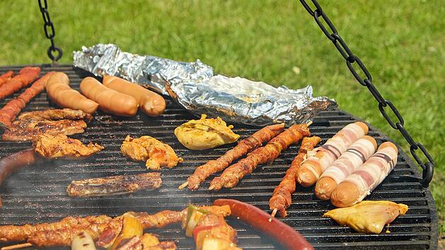 Grill-Asche richtig entsorgen: Wohin gehört sie eigentlich hin?