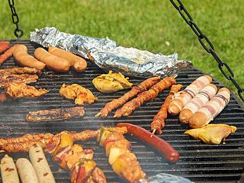 Grillen ohne Gesundheits-Risiko: Die häufigsten Fehler und wie du sie vermeidest
