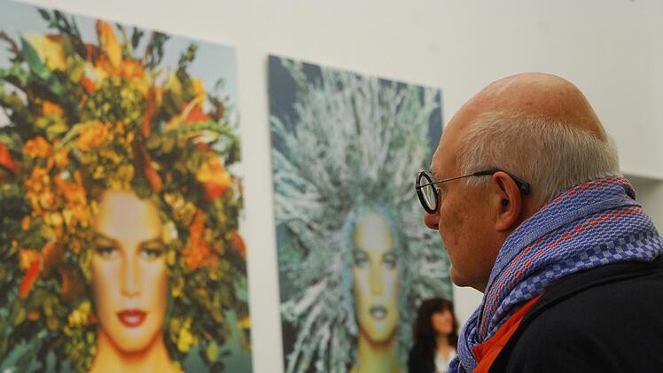 Vor und hinter der Kamera fühlte sich Gunter Sachs wohl. Daneben sammelte er Werke von Magritte, Feininger, Warhol und anderen. Einige gehören heute Sohn Rolf.  Fotos: Günter Flegel (2), Est. Gunter Sachs (5)