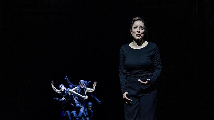 Szene aus "Mamma Medea" am Landestheater CoburgFoto: Jochen Berger