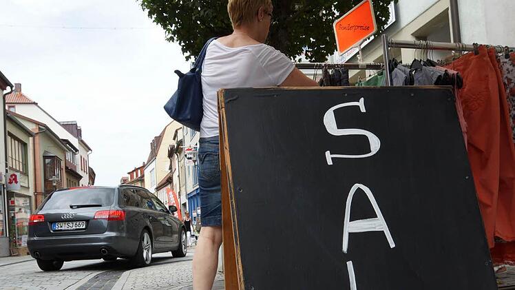 Bummel durch die Kissinger Straße Fotos: Arkadius Guzy