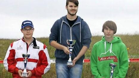 Jens Käs (MSC Marktredwitz) stand in der Klasse 5 ganz oben auf dem Treppchen. Platz 2 belegte Jonas Klinger (links) vom MSC Nordhalben vor Marcel Haas vom MSC Marktredwitz.