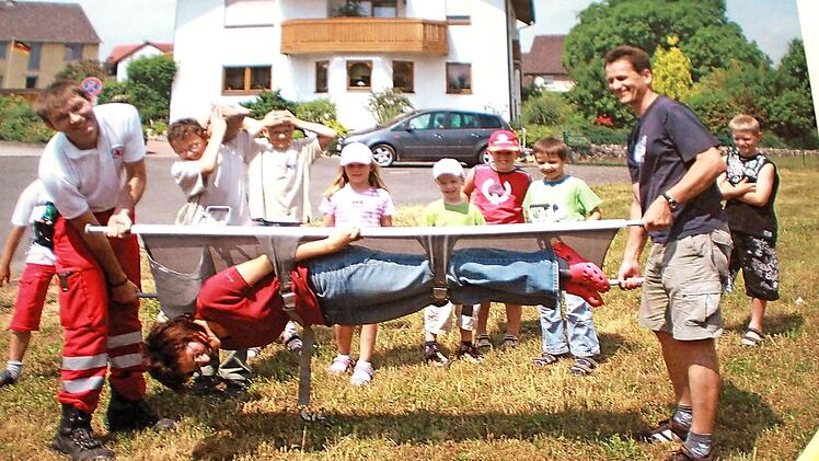 Im Jahr 2008 gründete Ingrid Funk eine Kinderfeuerwehr (hier bei einer Übung). Foto: privat