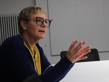 Warnt vor Leichtsinn, auch wenn die Chance besteht, dass alle, die bereit sind, bis zum Sommer gegen Covid-19 geimpft werden können: Die gesundheitspolitische Sprecherin der SPD-Bundestagsfraktion Sabine Dittmar. Foto: Marco Heumann