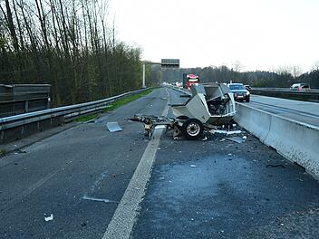 Blitzer auf A4  bei Overath gesprengt