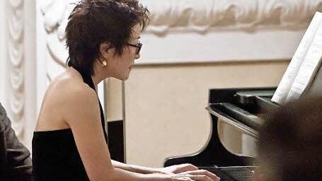 Als souveräne Pianistin beeindruckte Tomoko Takahashi.