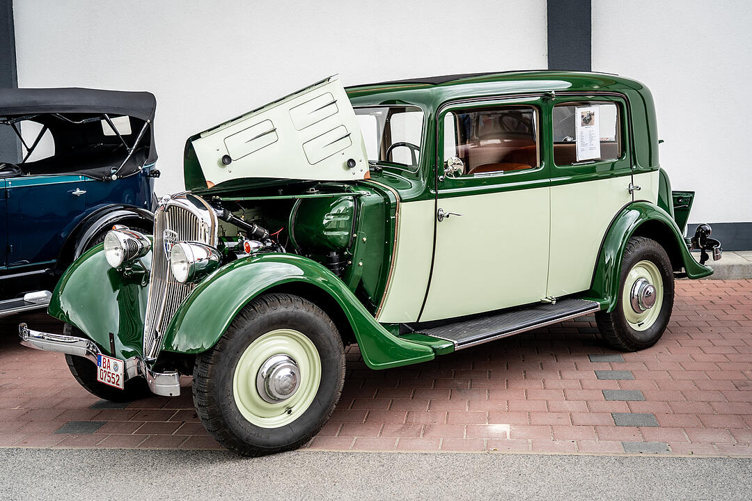 Einzigartige, historische Automobile aus der Vorkriegszeit konnten bewundert werden!