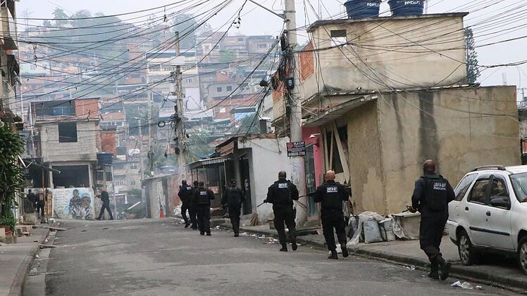 Polizeieinsatz in Favelas in Rio de Janeiro