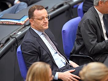 Spahn zur Krankenkassen-Krise: Gibt nur zwei Wege, um Beitragserhöhungen zu vermeiden