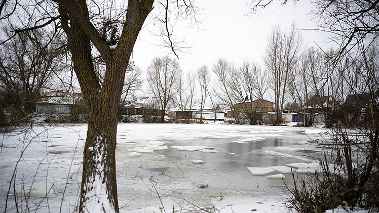Leiche bei Suche nach Eisbader gefunden
