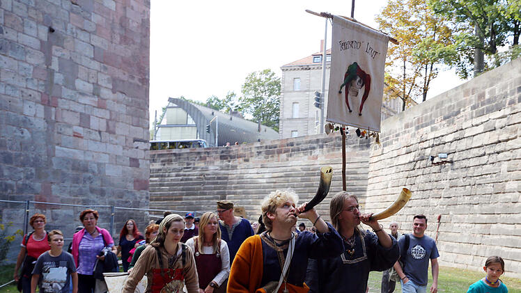 Nürnberg: Burggraben-Festival 2022 startet - Mittelalter, Kleinkunst und Spielewelten