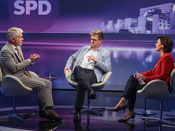 Bei Sandra Maischberger stritten Militärexperte Carlo Masala und SPD-Politiker Ralf Stegner über dessen Friedens-"Manifest".