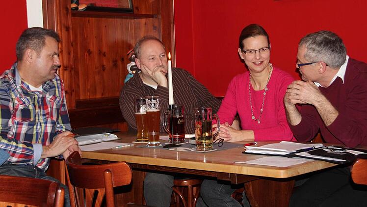 Die TWG-Führung: Vorsitzender Günter Dietz, Christina Seebach-Künzel, Jürgen Stahl und der Fremdenverkehrsreferent im Stadtrat, Bernd Ebert (von rechts).