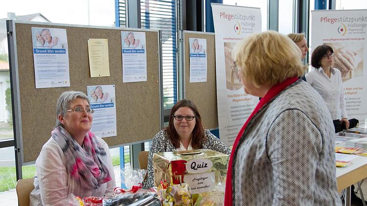Infostand der Kontakt- und Informationsstelle für Selbsthilfe am Landratsamt Haßberge