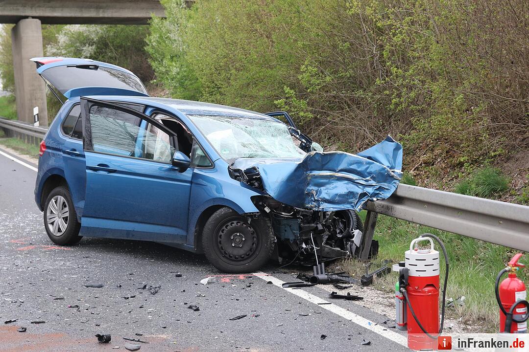 Tödlicher Unfall auf der B303 bei Ebersdorf