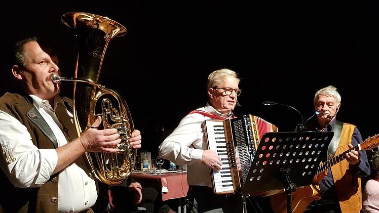 Einfach stark: Das Ölschnabel-Trio mit Karlheinz und Dieter Markl sowie Günter Bier (von links).