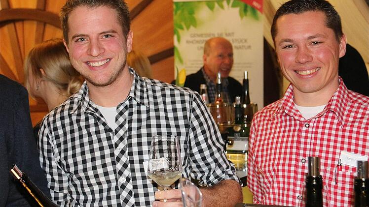 Neu auf der Messe: Brüder Oliver (links) und Daniel Six aus Wirmsthal. Foto: Gerd Schaar