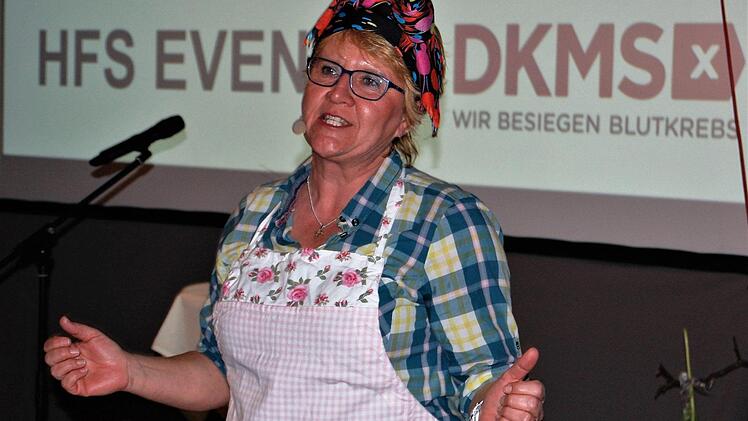 Kabarettistin Doris Paul erzählte aus ihrem aufreibendem Leben als Chefin des "Hotel Mama". Foto: Sigismund von Dobschütz