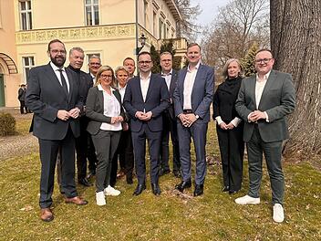 Die k&uuml;nftigen Minister und die Ministerin f&uuml;r die CDU Brandenburg