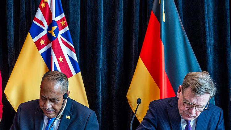 Au&szlig;enminister besucht Neuseeland