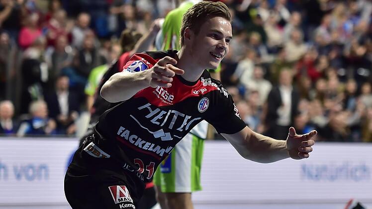 Mit vier Treffern hielt Christopher Bissel den HCE schon vor der Pause auf Kurs.