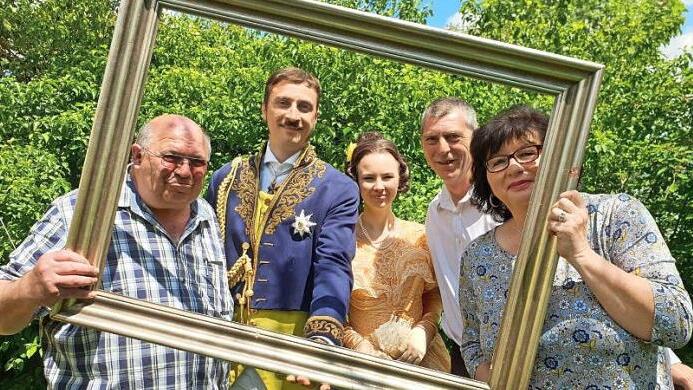 Auch das königliche Paar Albert und Victoria ließen sich in Wüstenahorn blicken.
