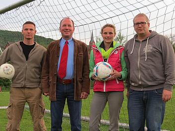 Bild von links nach rechts: Sven Schuster, Thomas Heilmann, Jacqueline Meschke, Michael Schories Foto: Doris Bauer