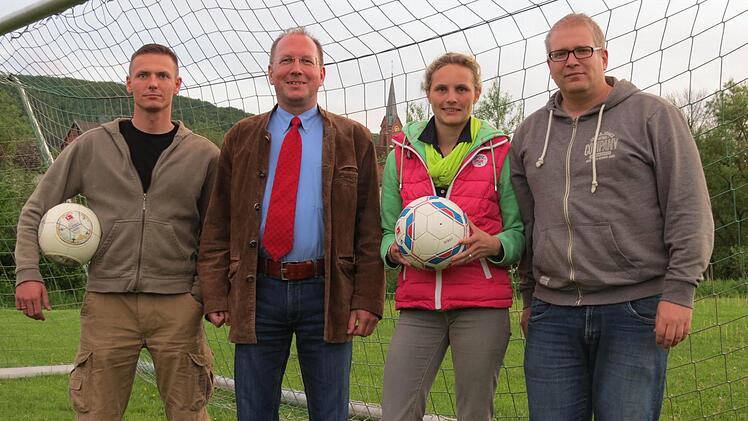 Bild von links nach rechts: Sven Schuster, Thomas Heilmann, Jacqueline Meschke, Michael Schories Foto: Doris Bauer
