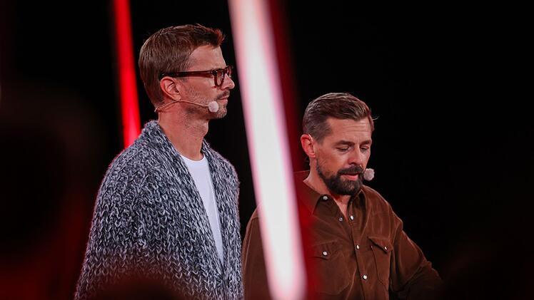 Drama bei Joko und Klaas: Live-Show wegen Notarzteinsatz unterbrochen