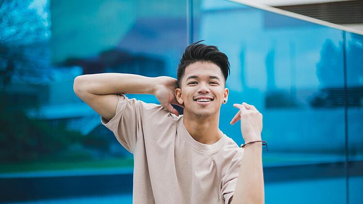 Trong Hieu Nguyen, Superstar in Vietnam, kehrt für ein Konzert in Ramsthal in die Heimat zurück. Foto: Thai Hoang