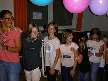 Back to school-Party im Sportheim.  Foto: Michael Frank