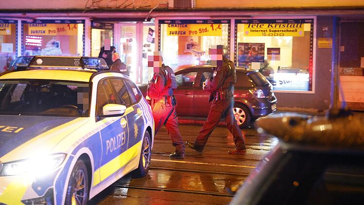 Tödliche Schüsse in Nürnberg: Familie von Opfer (✝30) bedankt sich nach Zugriff bei Polizei