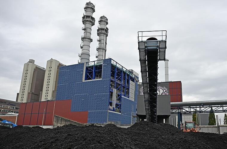 Rekordwerte für Strom aus Wind und Sonne